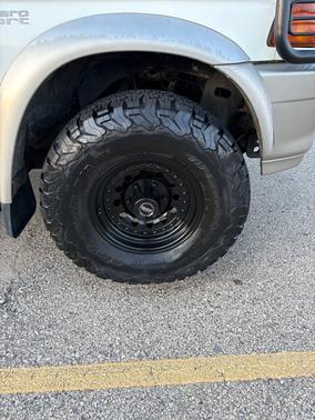 1998 Mitsubishi Montero Sport LS