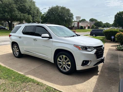 White 2018 Chevrolet Traverse Premier