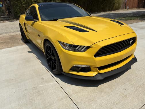 2017 Ford Mustang GT Premium