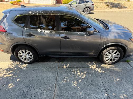 Gray 2020 Nissan Rogue S