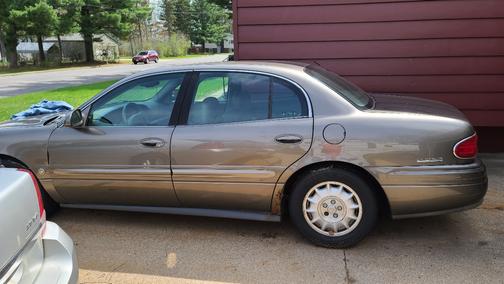 Beige 2002 Buick LeSabre Limited