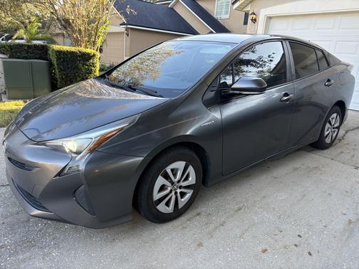 Gray 2016 Toyota Prius Two Eco