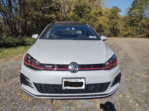 2019 Volkswagen Golf GTI 2.0T SE 4-Door