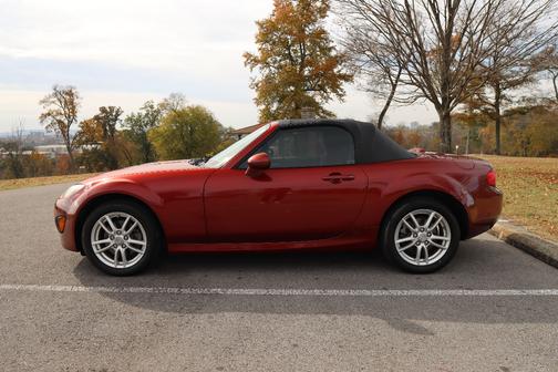 2009 Mazda MX-5 Miata Sport