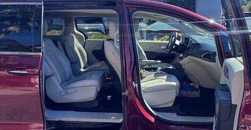 Red 2018 Chrysler Pacifica Hybrid Touring L