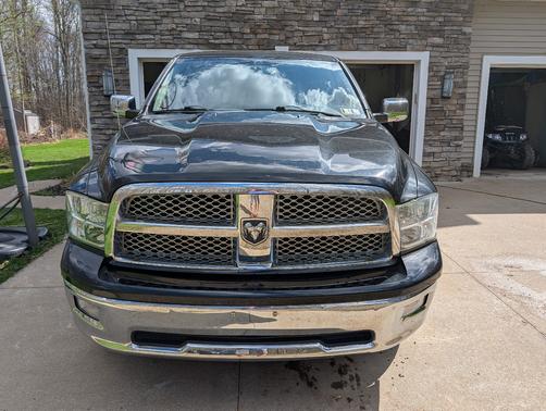 Black 2011 Dodge Ram 1500 Laramie
