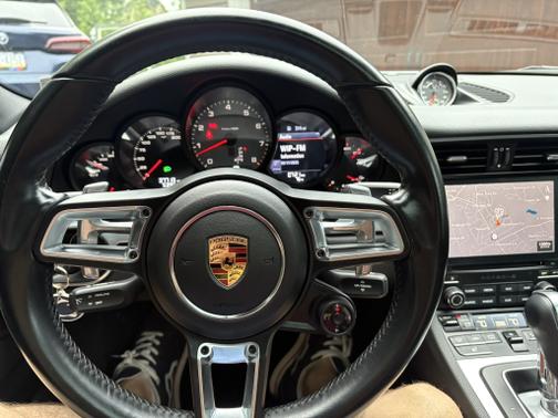 2017 Porsche 911 Carrera S
