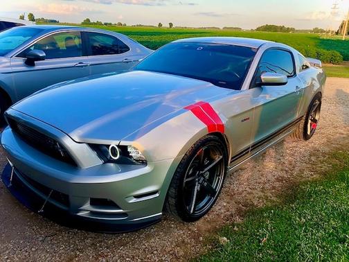 2013 Ford Mustang V6 Premium