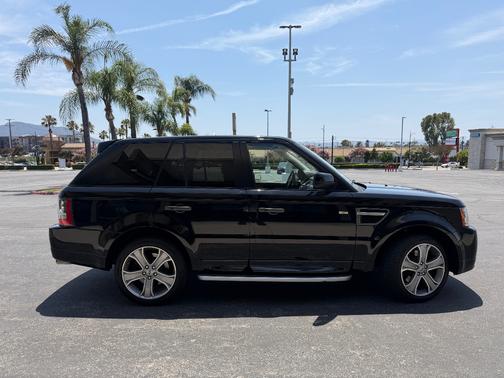 Black 2011 Land Rover Range Rover Sport HSE