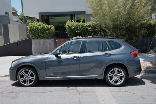 Gray 2015 BMW X1 sDrive28i