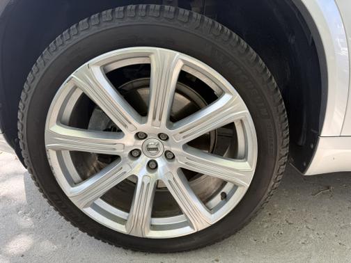 2017 Volvo XC90 T6 Inscription