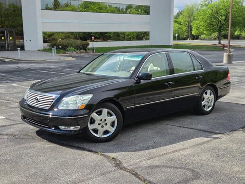 Black 2004 Lexus LS 430 Base
