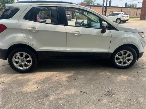 White 2019 Ford EcoSport SE
