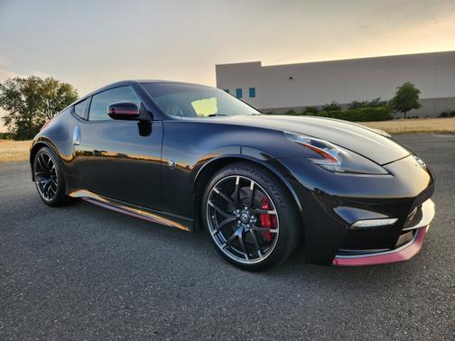 2017 Nissan 370Z NISMO