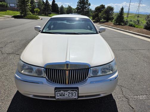 1998 Lincoln Town Car Cartier