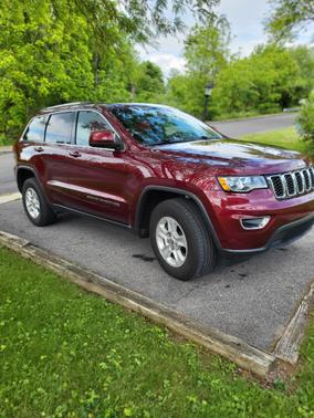 2017 Jeep Grand Cherokee Laredo