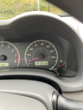 Gray 2009 Toyota Corolla LE