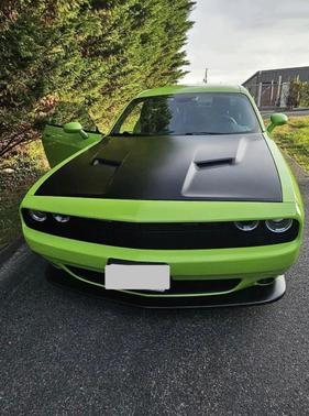 Green 2015 Dodge Challenger R/T Scat Pack