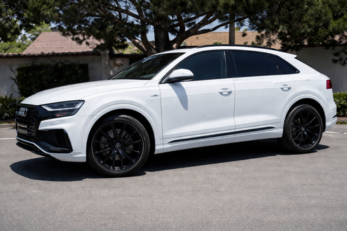 2023 Audi Q8 55 Premium Plus