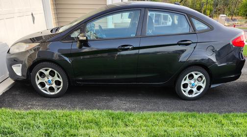 2011 Ford Fiesta SEL