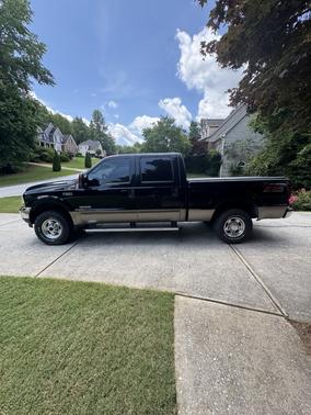 2004 Ford F-250 Lariat Crew Cab Super Duty