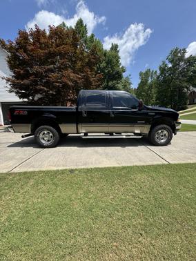 2004 Ford F-250 Lariat Crew Cab Super Duty