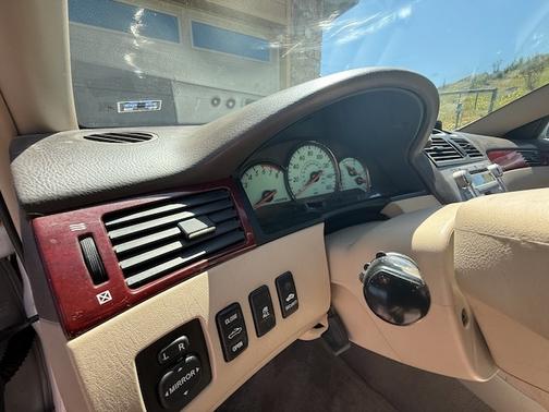 White 2005 Toyota Camry Solara SLE V6