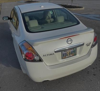 White 2012 Nissan Altima 3.5 SR