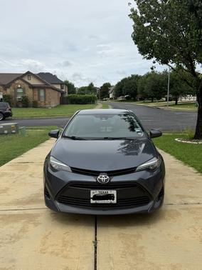 Gray 2017 Toyota Corolla LE