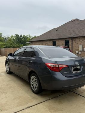 Gray 2017 Toyota Corolla LE