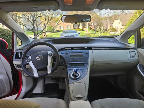 2010 Toyota Prius I