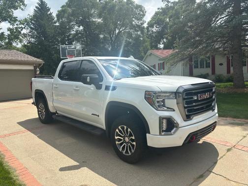 White 2020 GMC Sierra 1500 AT4
