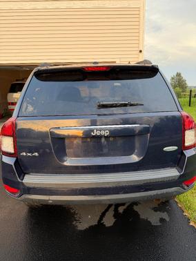Blue 2016 Jeep Compass Latitude