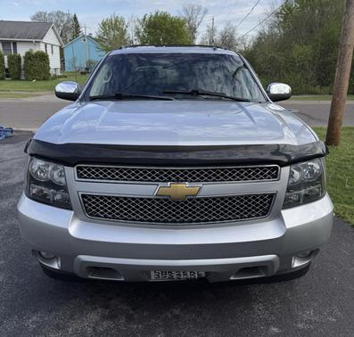 Silver 2013 Chevrolet Avalanche LT