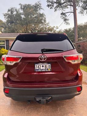 Red 2015 Toyota Highlander Limited