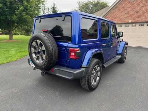2020 Jeep Wrangler Unlimited Sahara