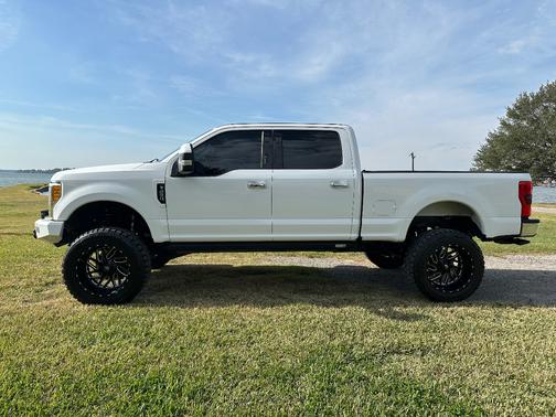 2017 Ford F-250 XLT