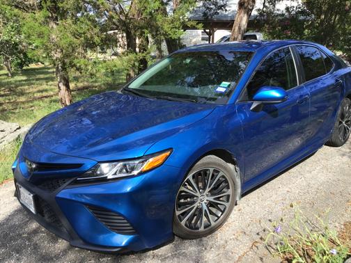 2019 Toyota Camry SE