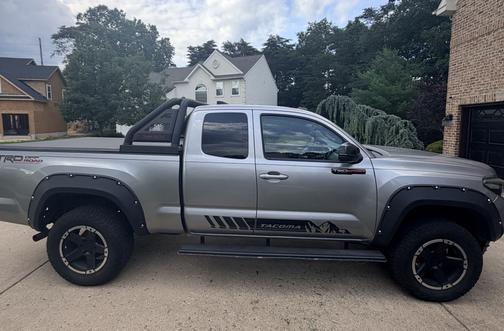 Silver 2017 Toyota Tacoma SR
