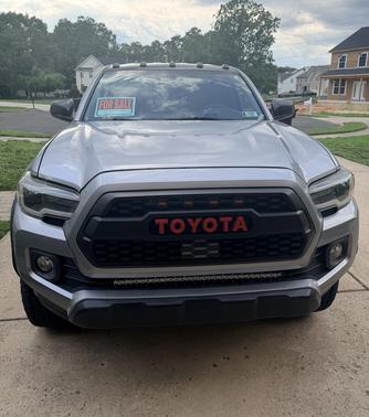 Silver 2017 Toyota Tacoma SR