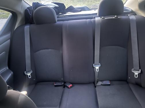 2012 Nissan Versa 1.6 SV