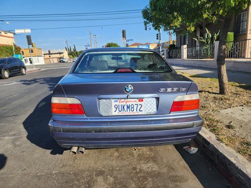 Blue 1999 BMW 323 iS