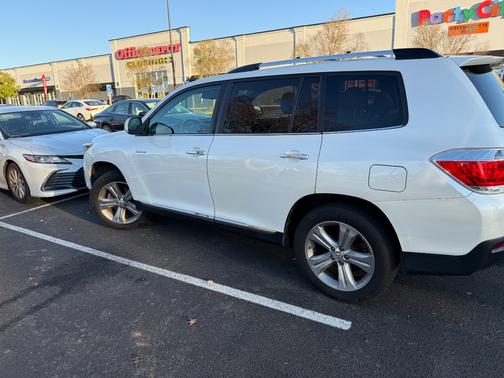 2013 Toyota Highlander Limited