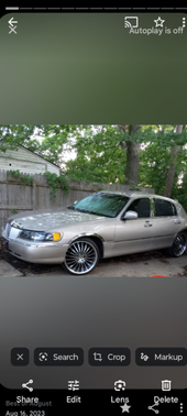 2000 Lincoln Town Car Signature