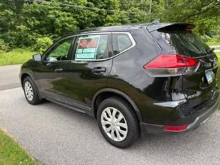 Black 2017 Nissan Rogue S