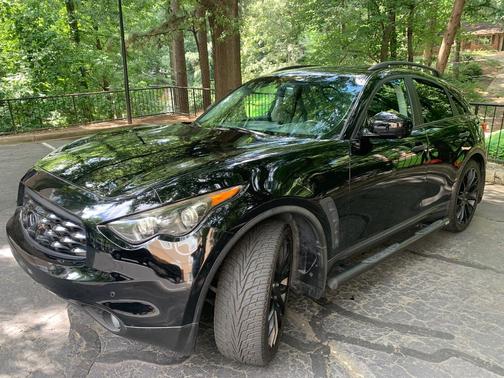 Black 2009 INFINITI FX50 Base