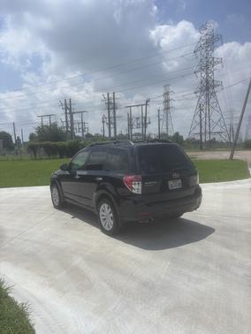 Black 2013 Subaru Forester 2.5X Premium