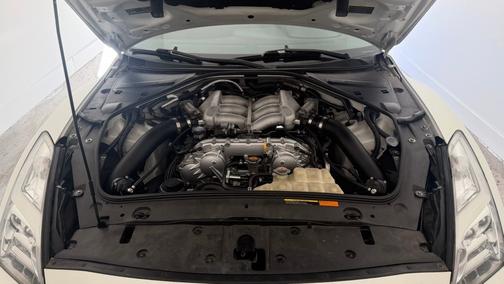 2013 Nissan GT-R Premium