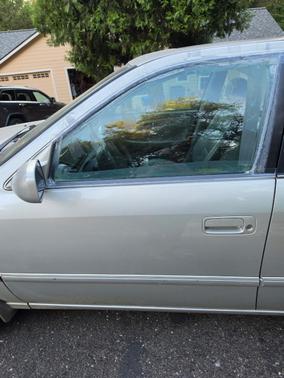 Silver 2001 Toyota Camry XLE