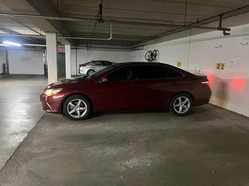 2017 Toyota Camry XLE